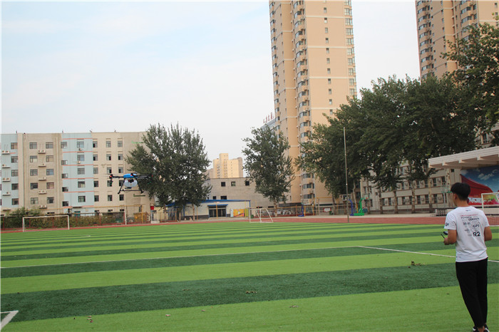 1564731852680358.jpg 河北智飛極農無人機科技|保定ASFC無人機駕駛員培訓考證|打藥撒藥噴藥植保無人機